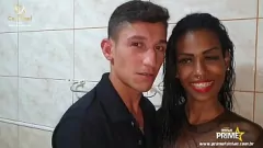 Reproducir La tenista morena Leona Senna se vuelve loca con Rio Surfer en una orgía humeante