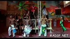 Reproduzir Adquirir o tsuccessor no meio do círculo de bundas fodidas por caras de número real