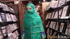 Abspielen Arabisches Prachtloch aus Baby