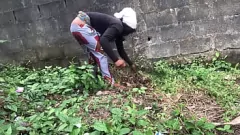 Redare Fata de fermă adolescentă nu poate obține suficient de cocoș negru și bukkake
