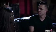 Redare Întâlnirea interrazială interzisă a iubitului nebun cu pornstar ana foxxx