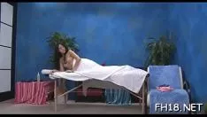 Reproduzir Fofura preciosa faz seu namorado transar com uma câmera de televisão