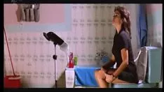 Jouer Genre penelope cruz acquérant son chaton vaincu
