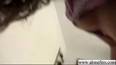 Jouer Les jouets sexuels utilisent l'enregistrement vidéo missy non professionnel pour she-bop-10