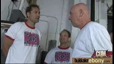Reproducir Sexo bukkake racial con asterisco porno ennegrecido 4
